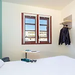 Hotel Ibis Budget Centre Renove En 2025 - Economique Au Centre De Perpignan