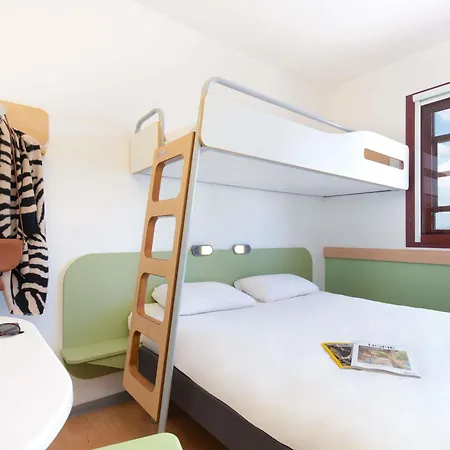 Hotel Ibis Budget Centre 2*