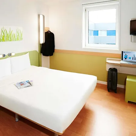 Ibis Budget Centre 2* Perpinhã