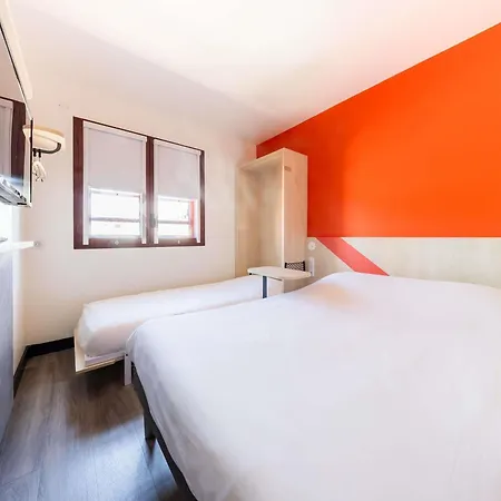 Ibis Budget Centre Renove En 2025 - Economique Au Centre De 2*