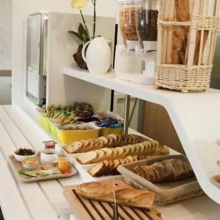 Ibis Budget Centre Renove En 2025 - Economique Au Centre De Ξενοδοχείο