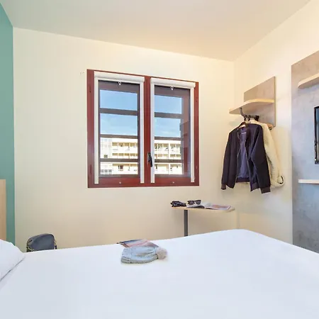 Ibis Budget Centre Renove En 2025 - Economique Au Centre De Ξενοδοχείο 2*