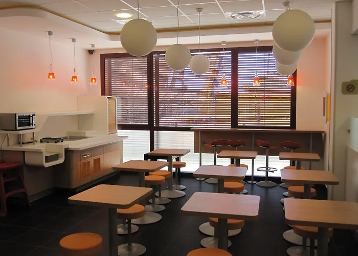 Hotell Ibis Budget Centre Renove En 2025 - Economique Au Centre De 2*
