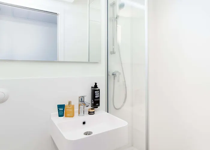 Hotel Ibis Budget Centre Rénové En 2025 - Economique Au Centre De 2*