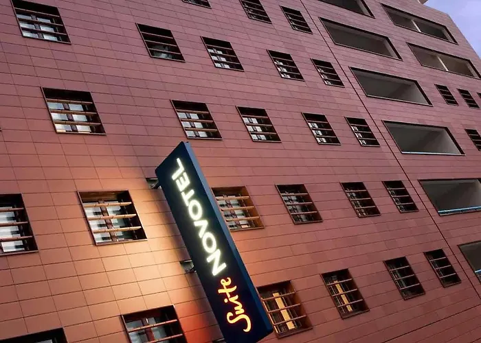 Hotel Ibis Budget Centre Renove En 2025 - Economique Au Centre De Perpignan
